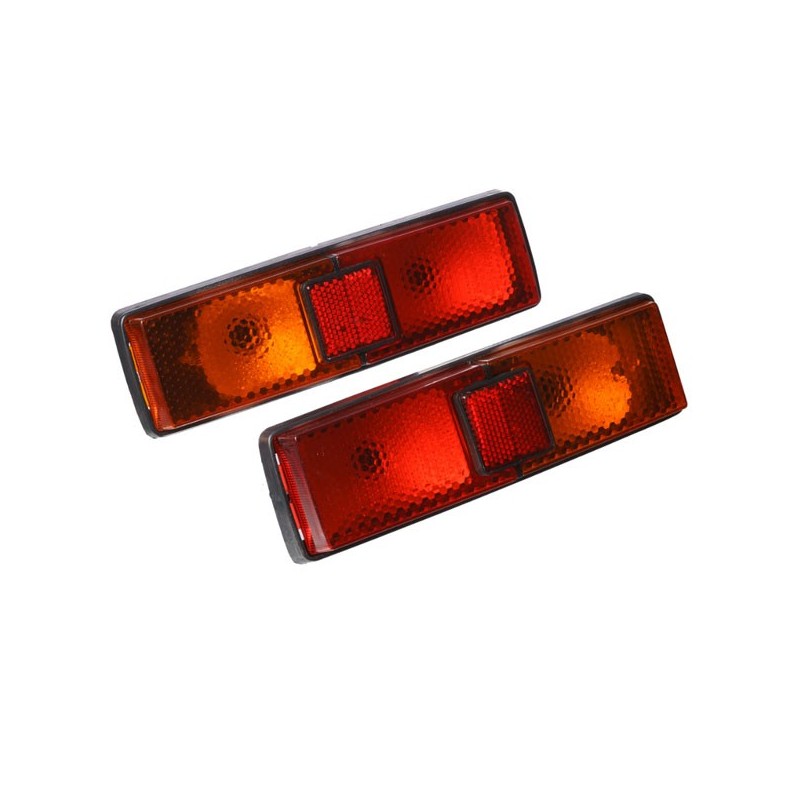 Zadní světlo pravé+levé sada černá 21011-3716010+3716011