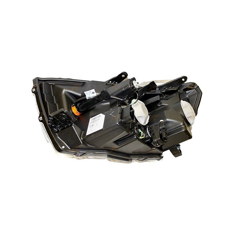 Svetlo predné pravé Vesta 8450006952