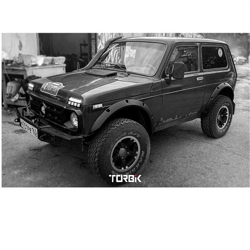 Vonkajší plastový lem Lapter Rezany Lada Niva TKN21C