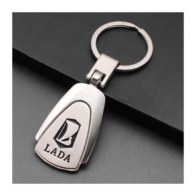 Kľúčenka strieborná Lada