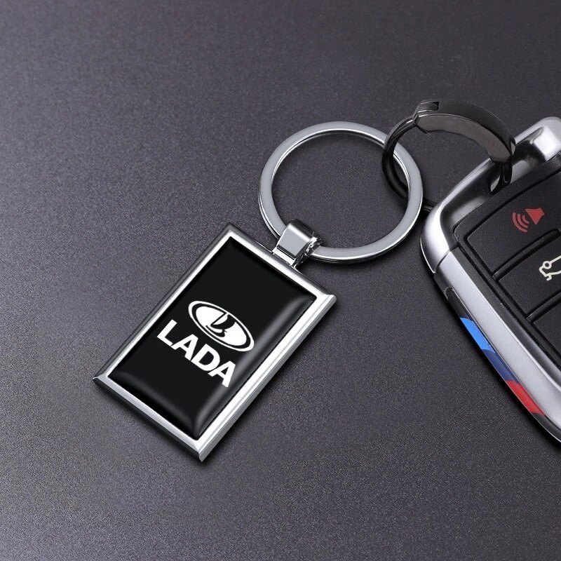 Kľúčenka čierna Lada