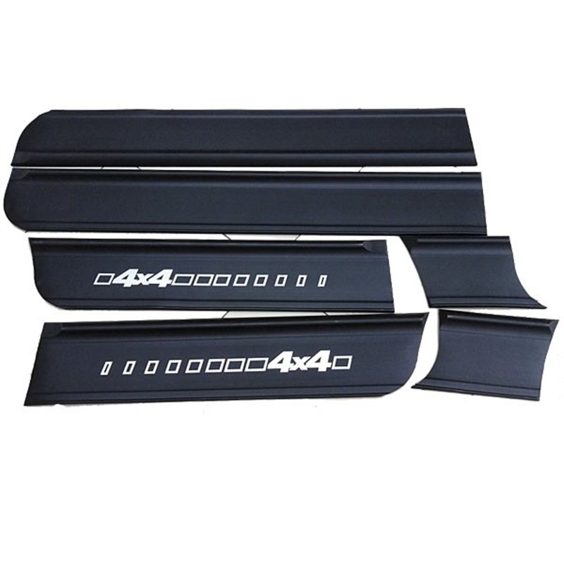 Bočné plastové lišty 5-dverová Niva 2131-5003500