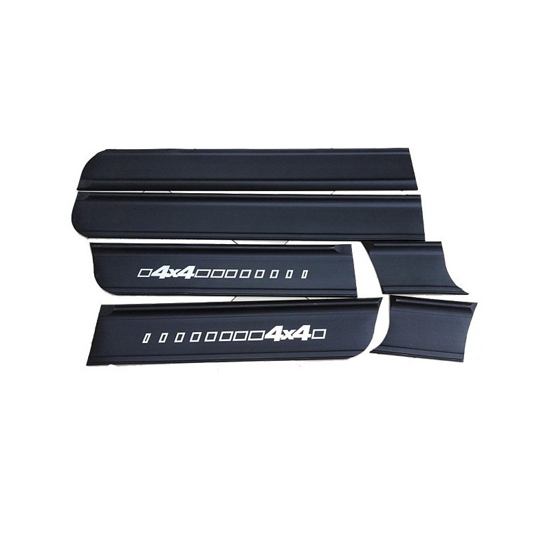 Oldalsó műanyag díszlécek 3 ajtós Niva 2131-5003500